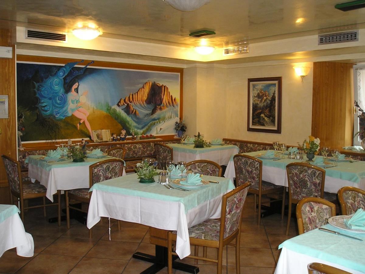 Albergo Alpino Arabba Buitenkant foto